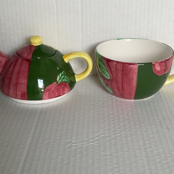 Artistic Ceramic Teapot and Cup Set - Picture 2 of 5